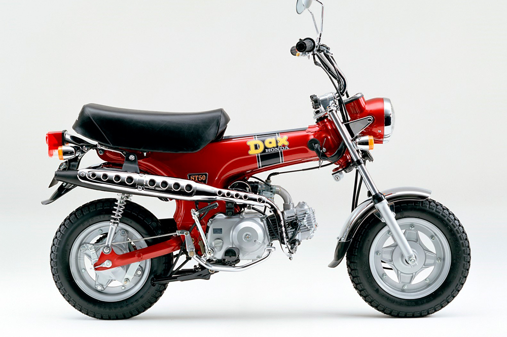 HONDA DAX color rojo rubi candy Pintura para moto clasica HONDA DAX