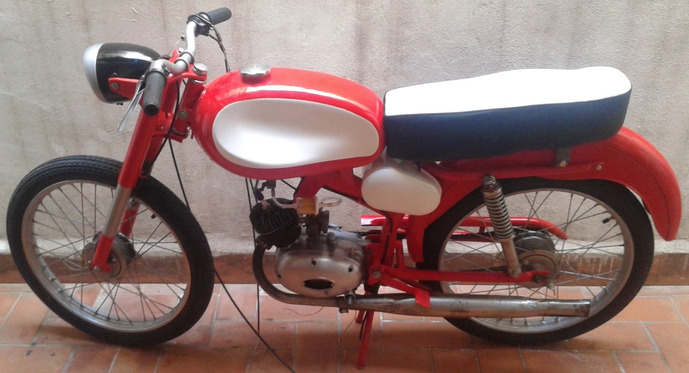 RIEJU P3 RIEJU P3 ROJA Y BLANCA